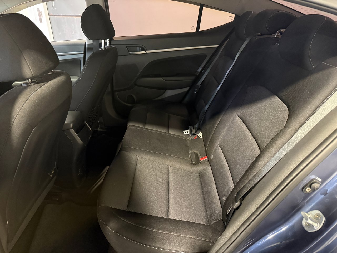 Hyundai Elantra SE 2018-23