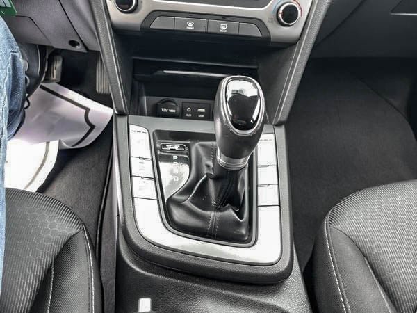 2018 Hyundai Elantra GL-18