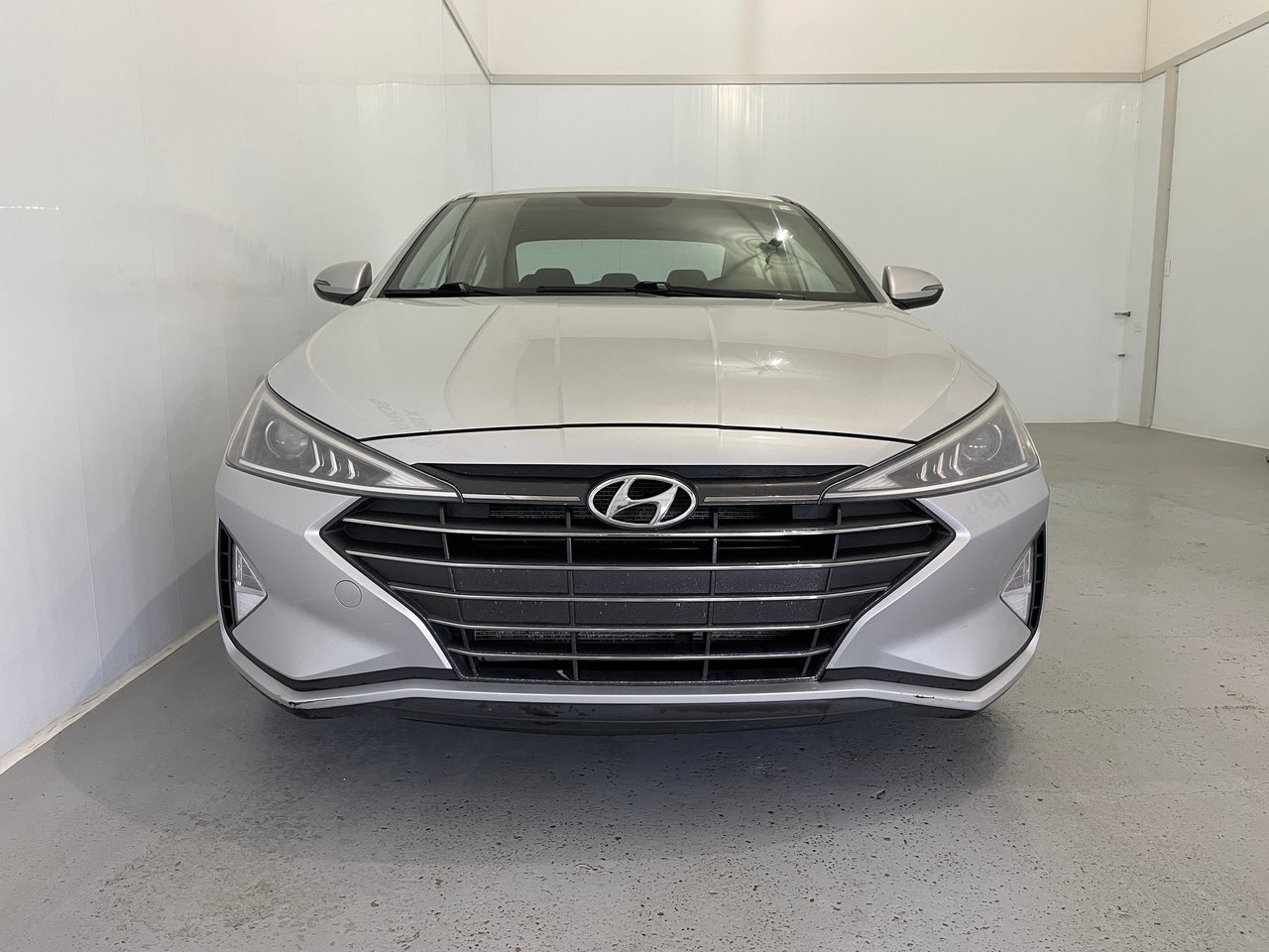 2019 Hyundai Elantra Preferred-1