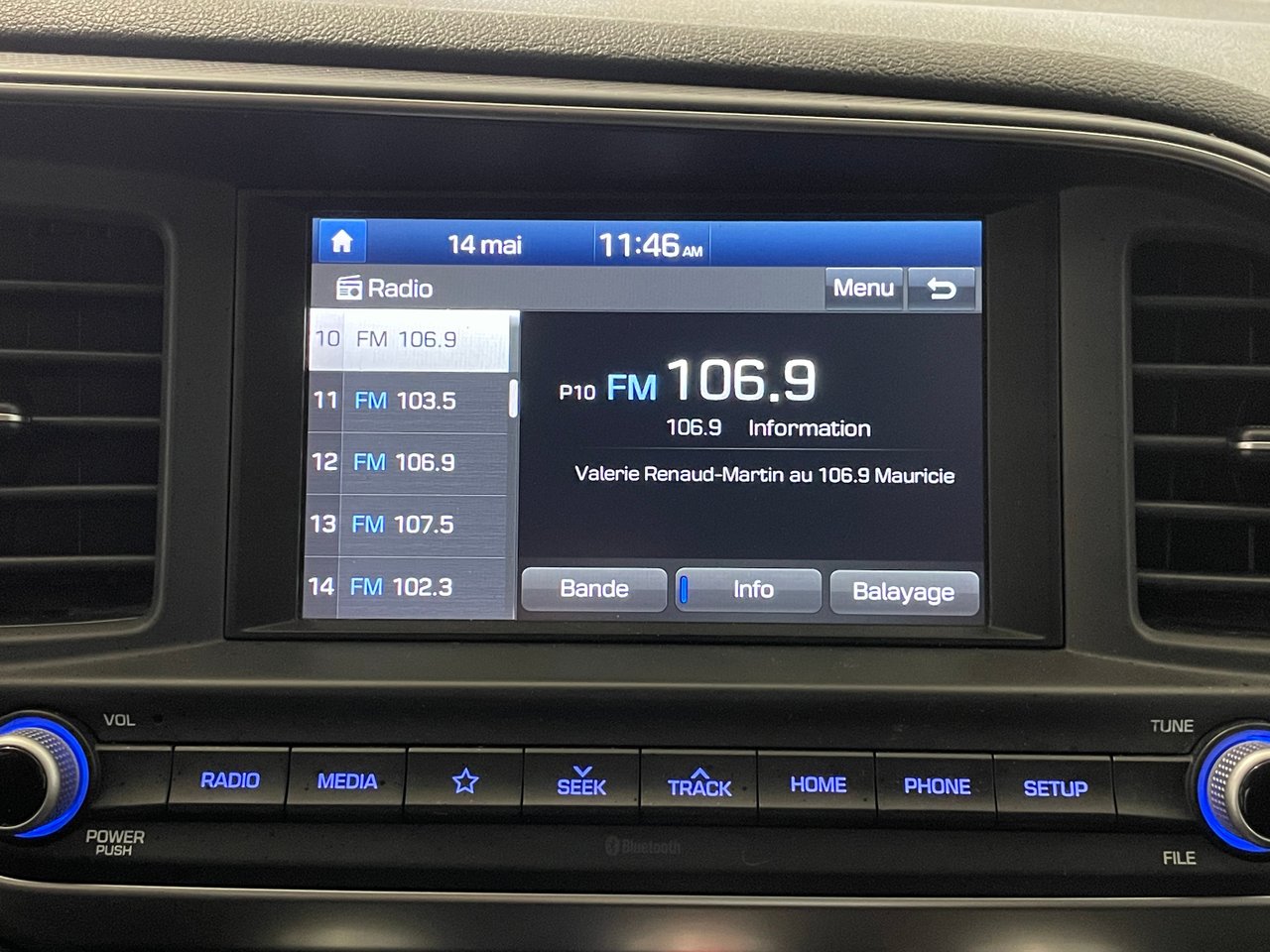 2019 Hyundai Elantra Preferred-16