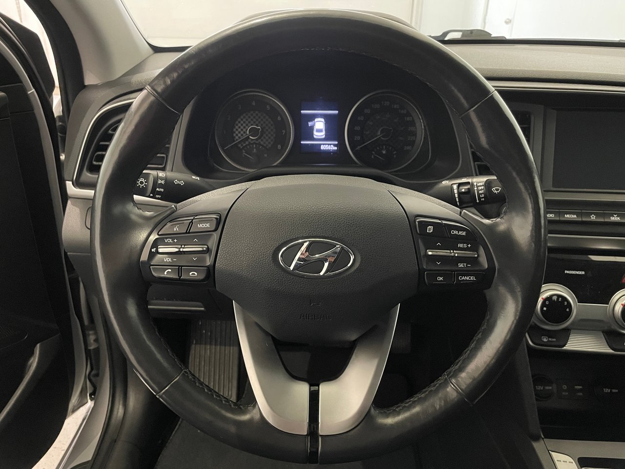 2019 Hyundai Elantra Preferred-10