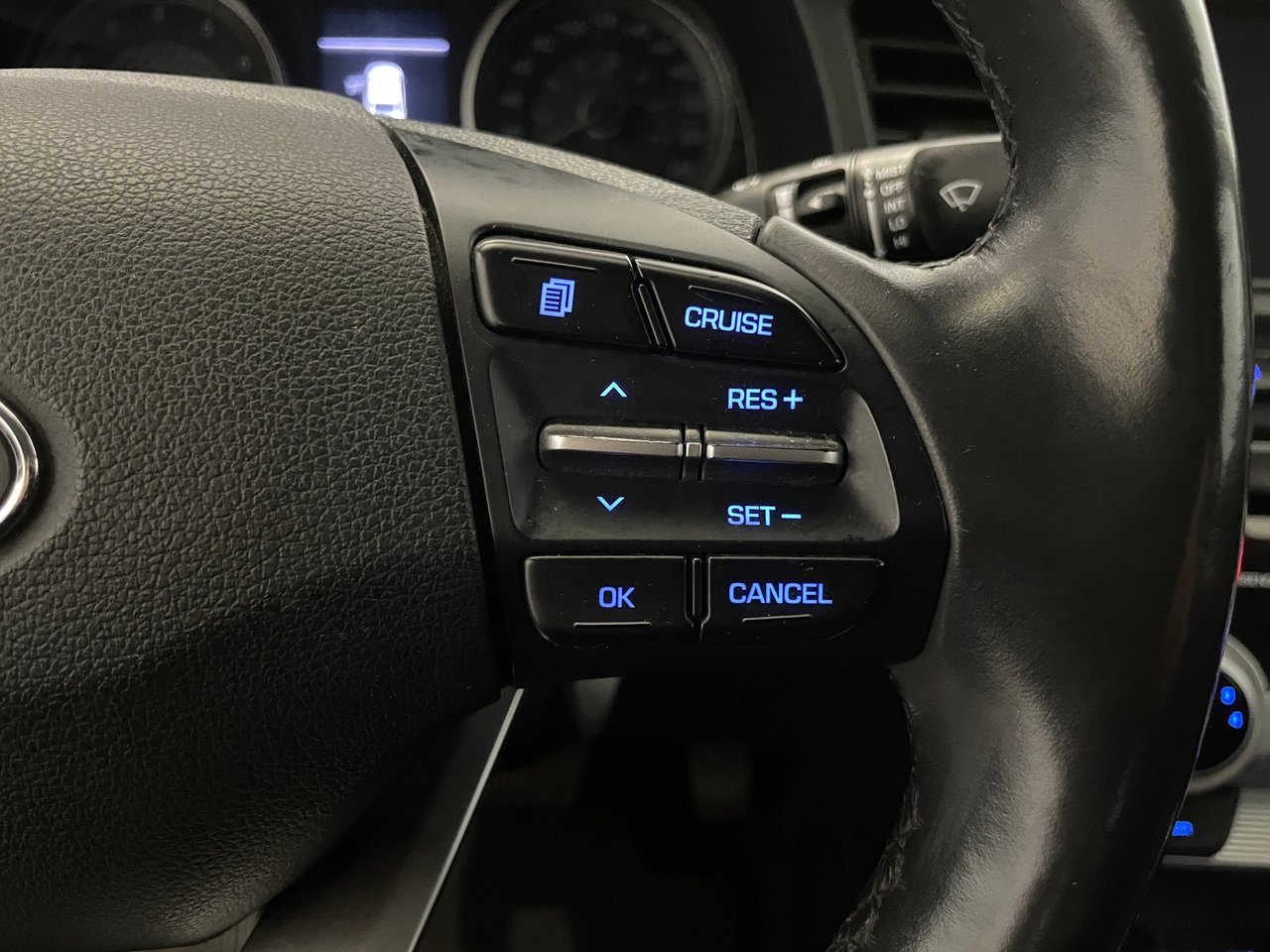 2019 Hyundai Elantra Preferred-12