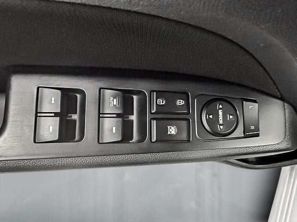 2020 Hyundai Elantra Preffered-11