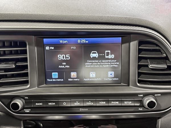 2020 Hyundai Elantra Preffered-19