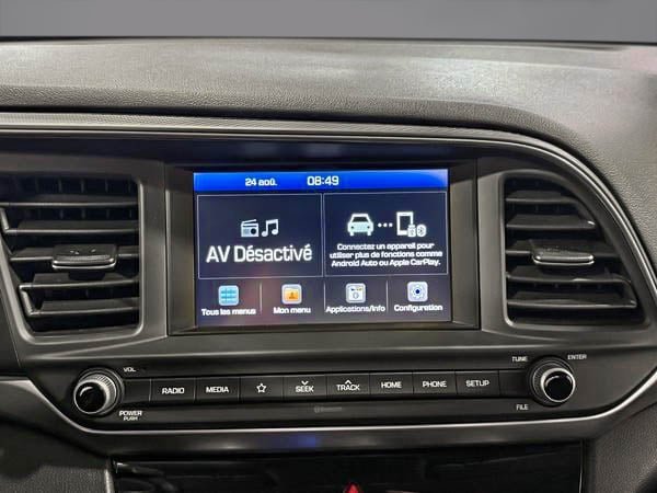 Hyundai Elantra Preferred 2020-19
