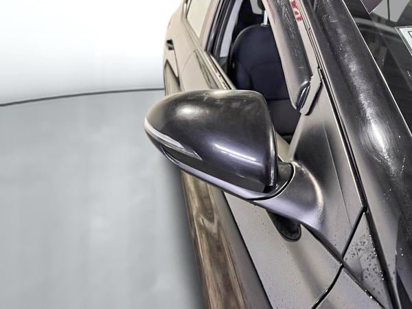 Hyundai Elantra Preferred 2020-8