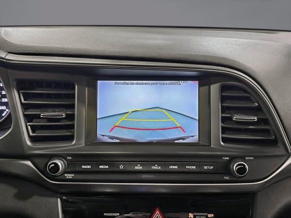 Hyundai Elantra Preferred 2020-20