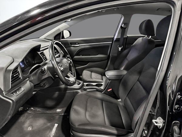 2020 Hyundai Elantra ESSENTIAL-12