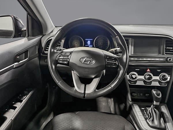 2020 Hyundai Elantra ESSENTIAL-13