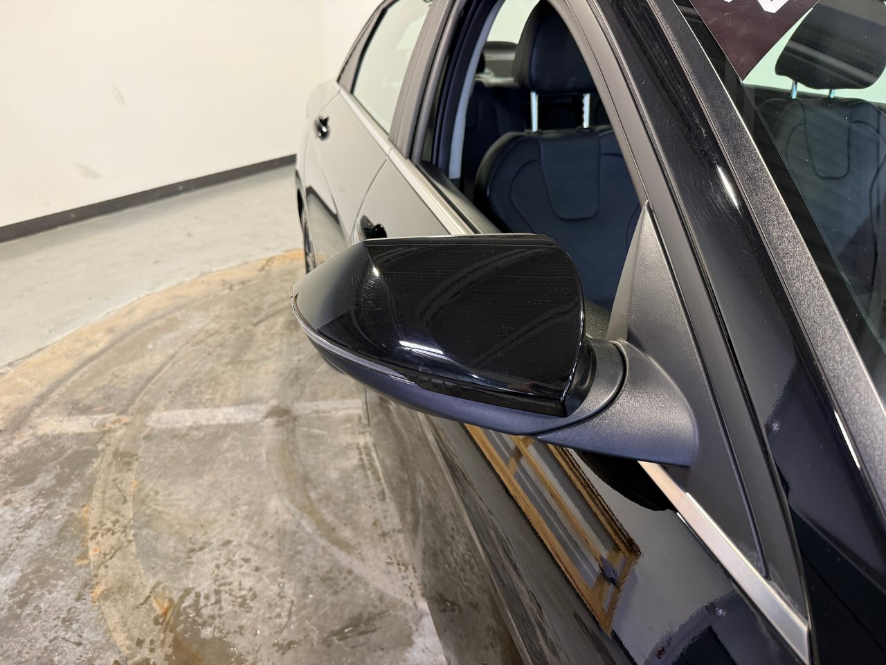 2023 Hyundai Elantra Luxury-9