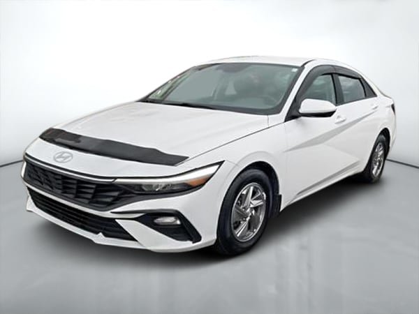 2024 Hyundai Elantra ESSENTIAL-2