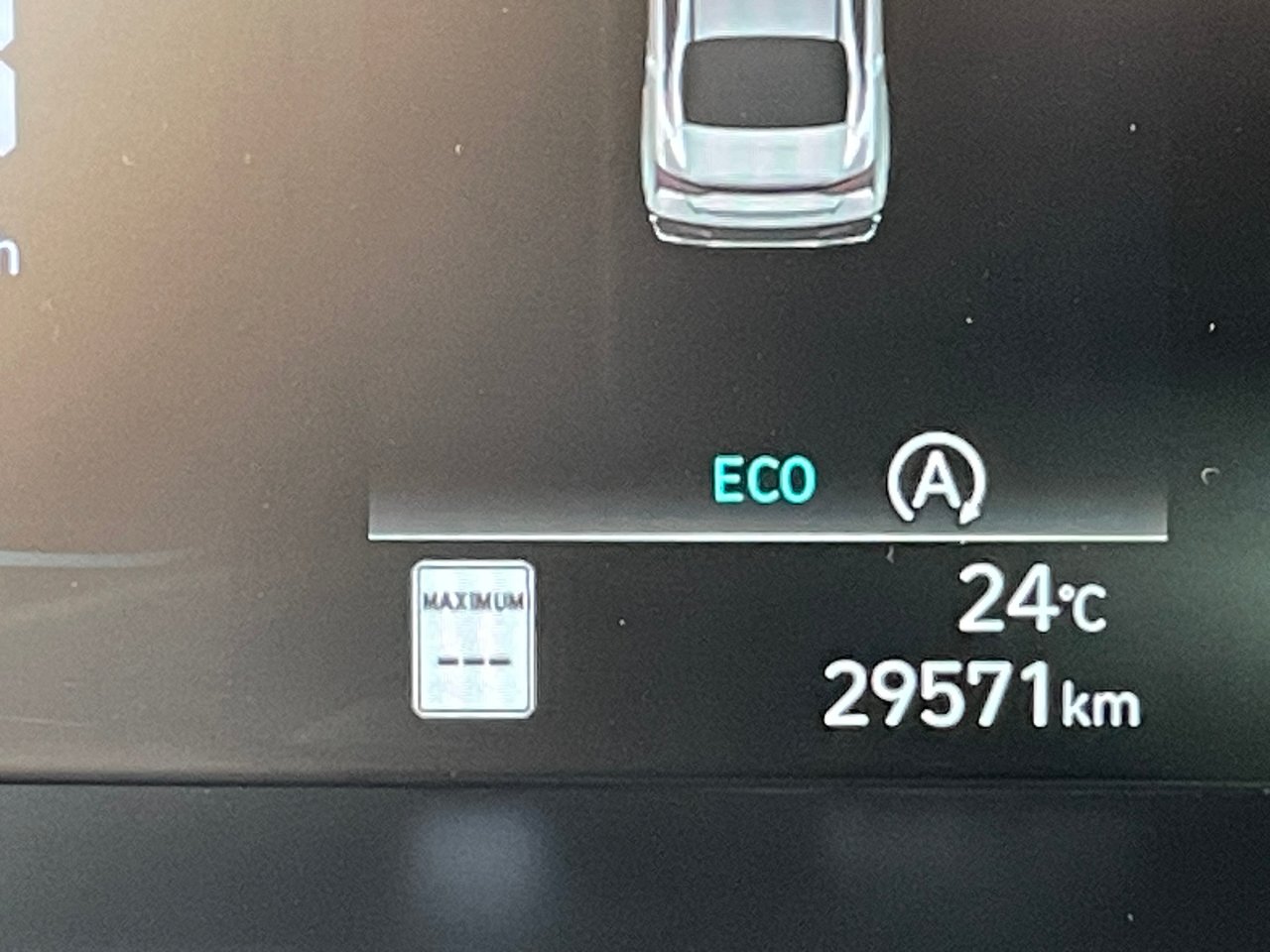 2024 Hyundai Elantra ESSENTIAL-14