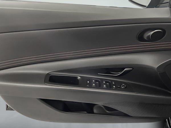 Hyundai Elantra N-LINE ULTIMATE 1.6T 2025-9