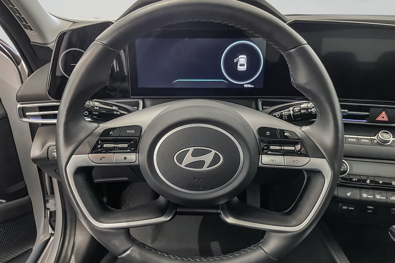 2025 Hyundai Elantra Preferred Tech-10