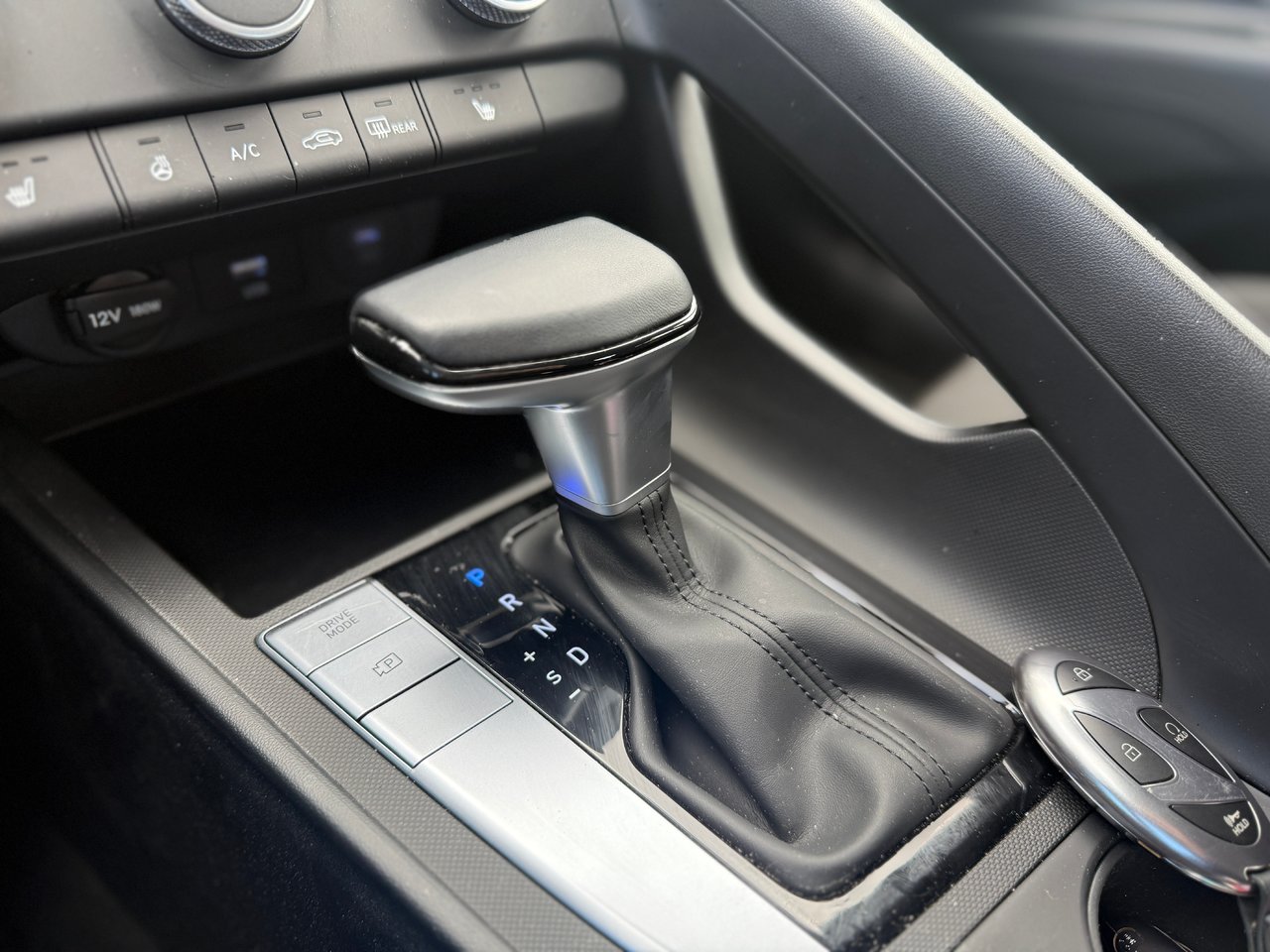 2025 Hyundai Elantra Preferred-10