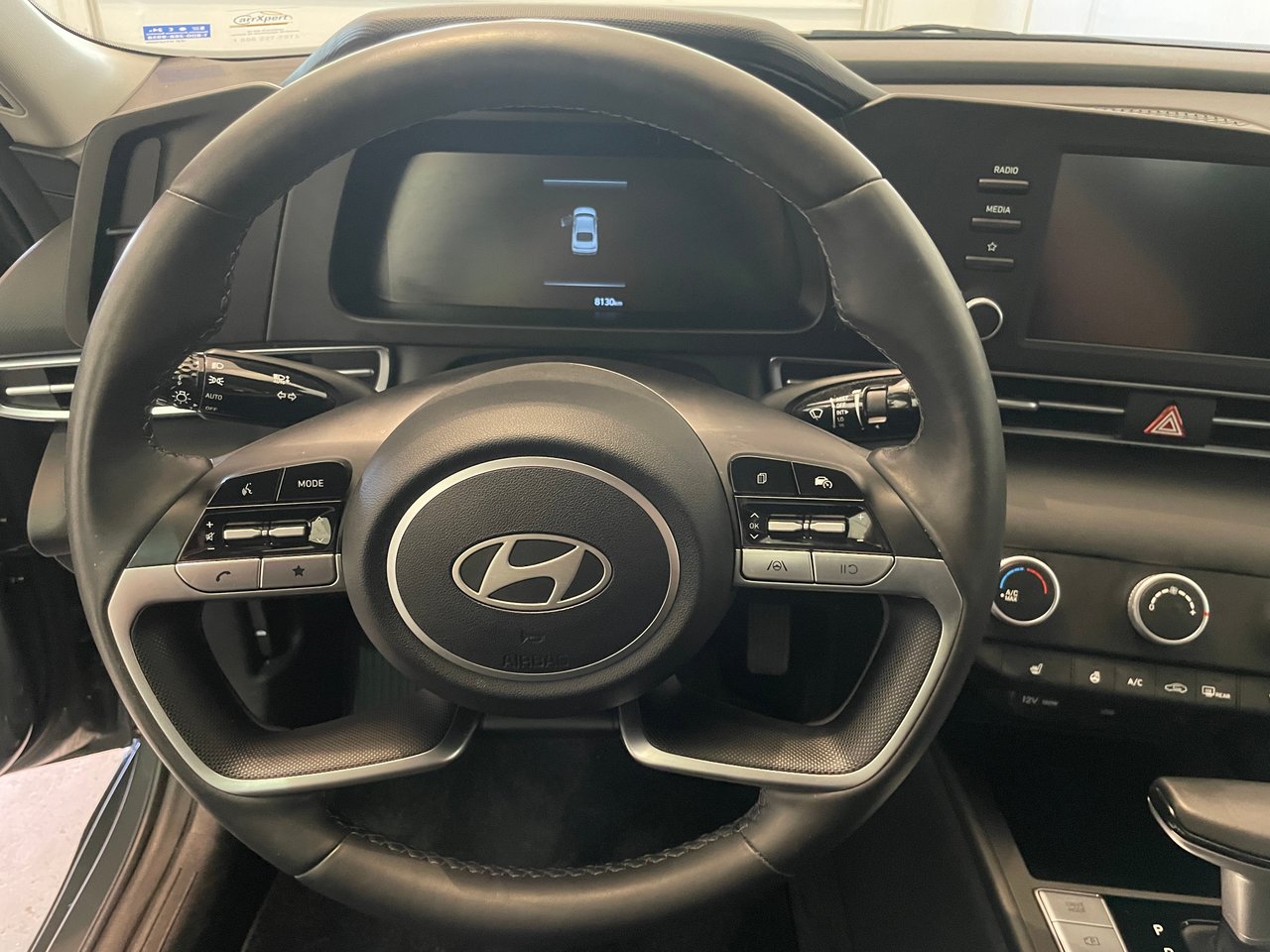 Hyundai Elantra Preferred 2025-11
