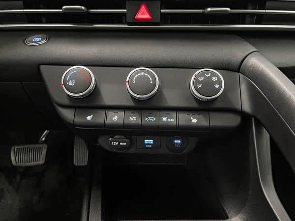 2025 Hyundai Elantra Preferred-20