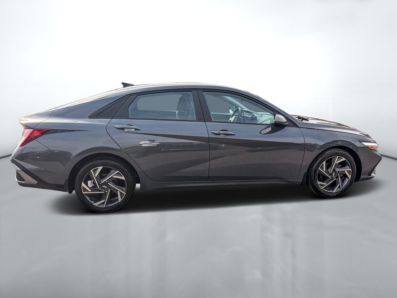 2025 Hyundai Elantra ESSENTIAL 2.0L-7