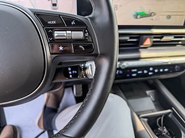 2024 Hyundai IONIQ 6 ULTIMATE-17
