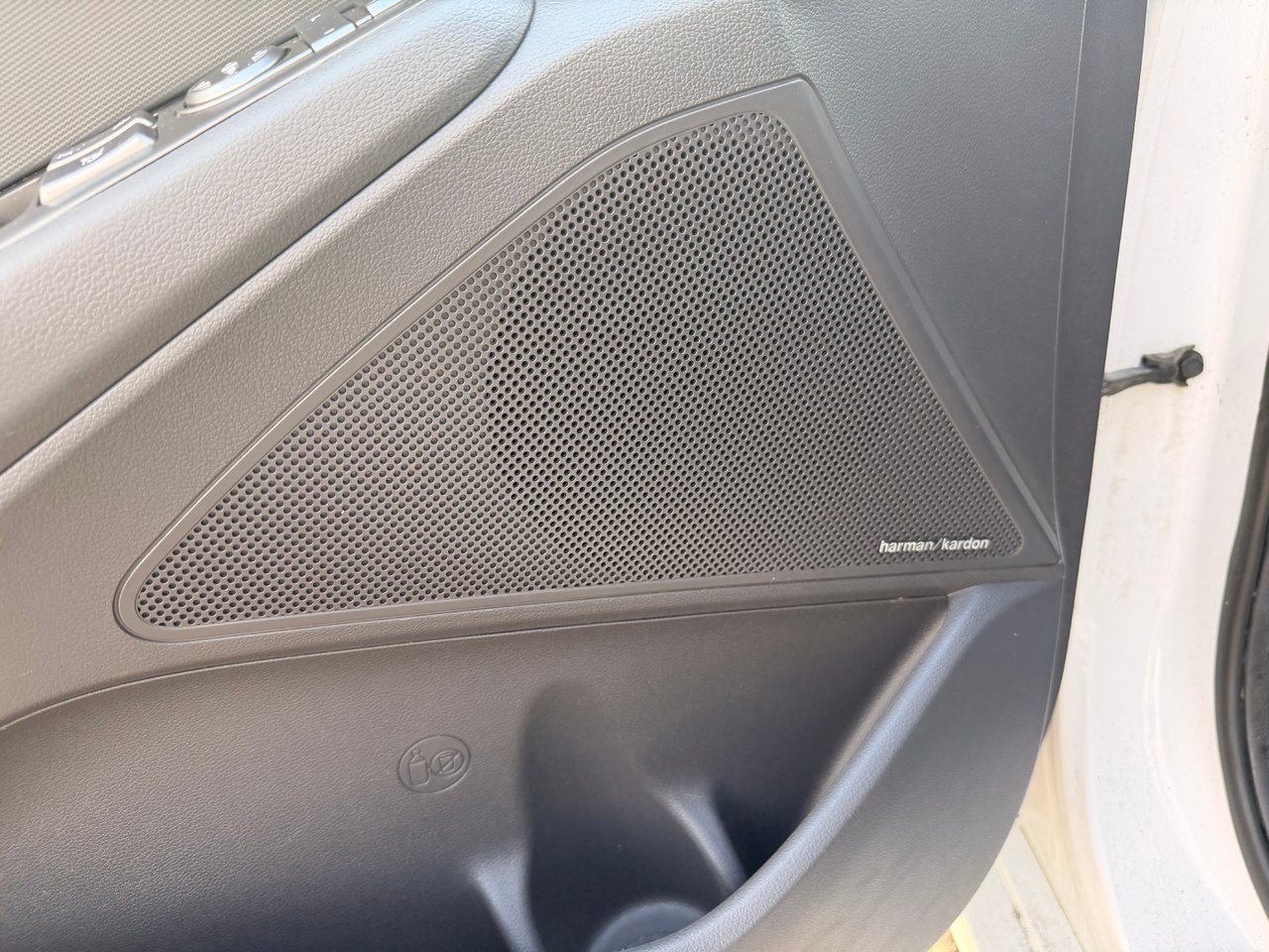 2020 Hyundai Ioniq électrique ULTIMATE-11