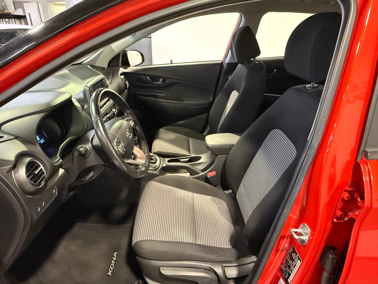 2019 Hyundai Kona Prefered-12