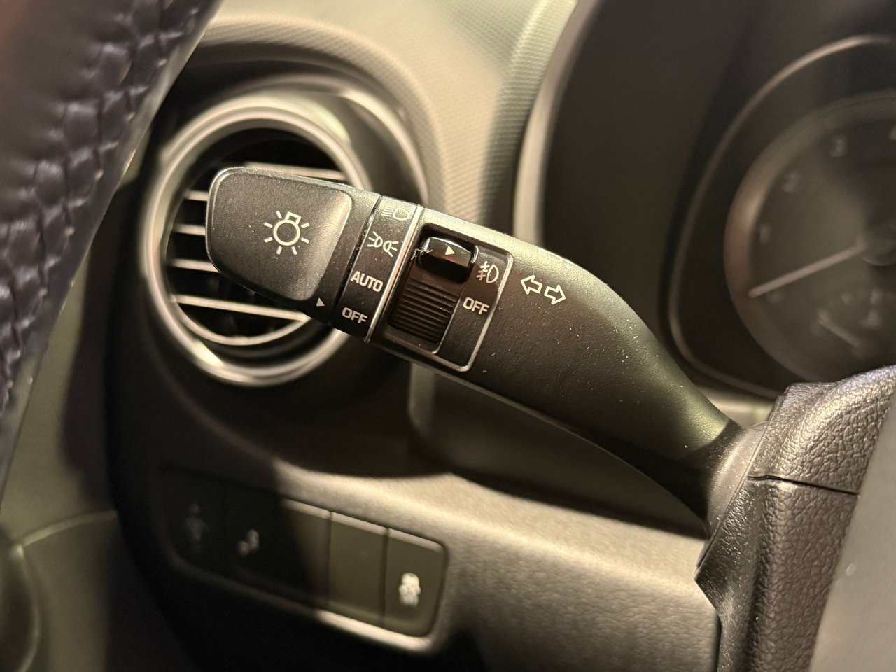 2019 Hyundai Kona Prefered-16