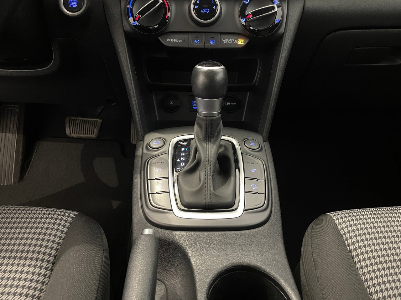 2020 Hyundai Kona Preferred AWD-22