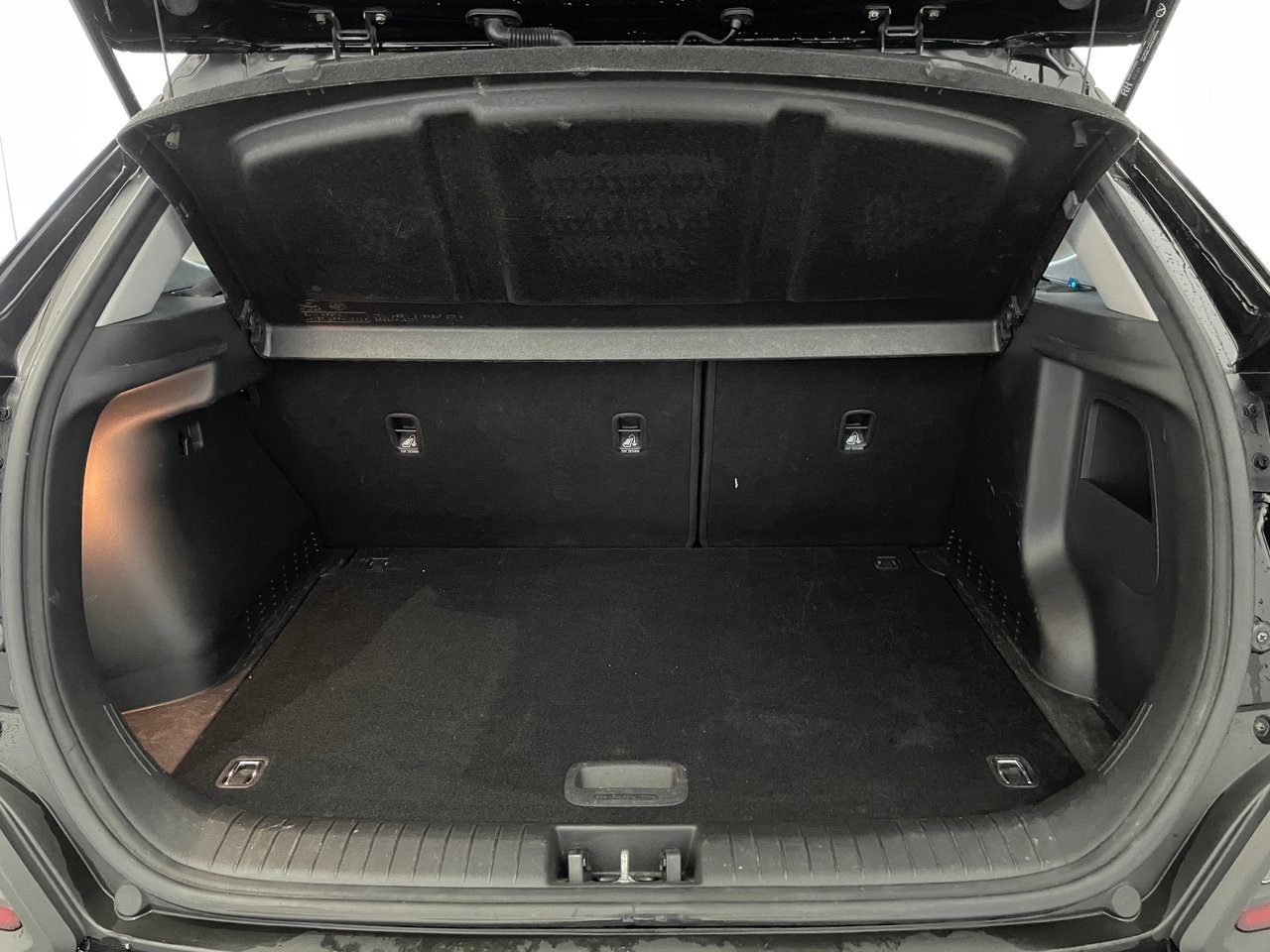 2020 Hyundai Kona Preferred AWD-26