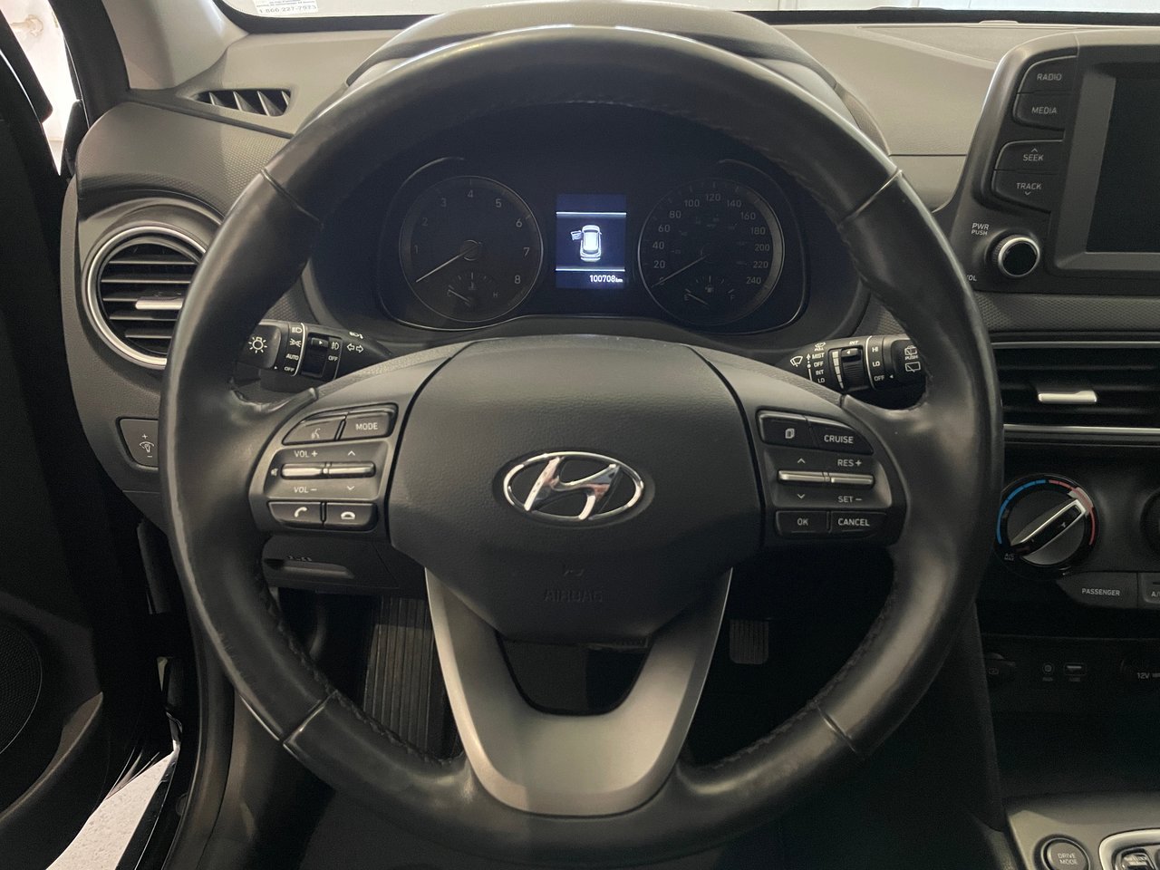 2020 Hyundai Kona Preferred AWD-11
