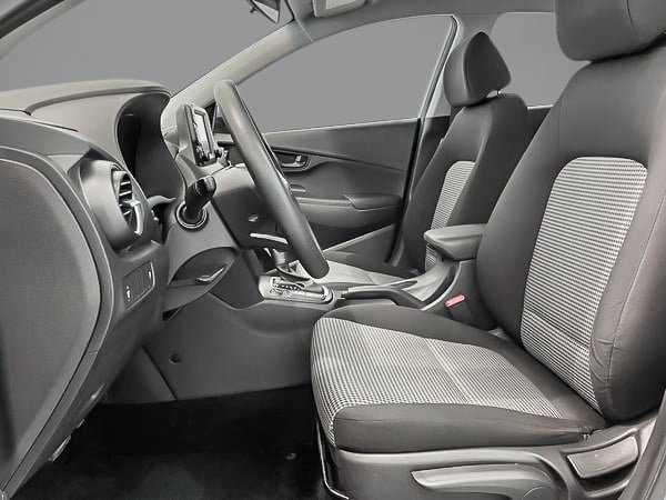 2020 Hyundai Kona Essential-9
