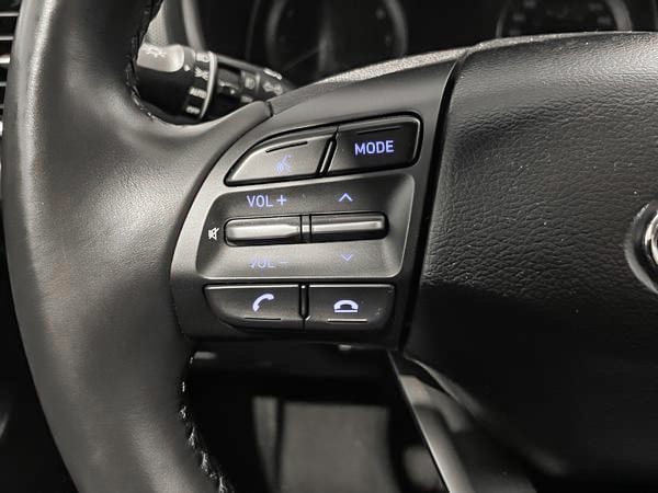 2020 Hyundai Kona Luxury AWD-13