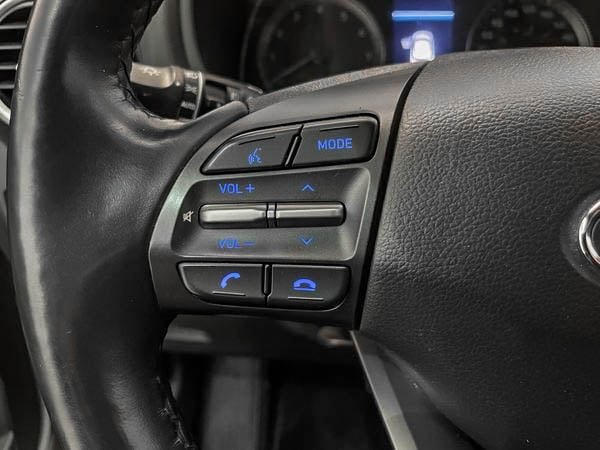 Hyundai Kona Preferred AWD 2021-12