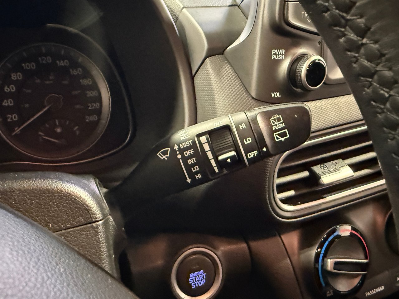 2021 Hyundai Kona PREFERRED-17