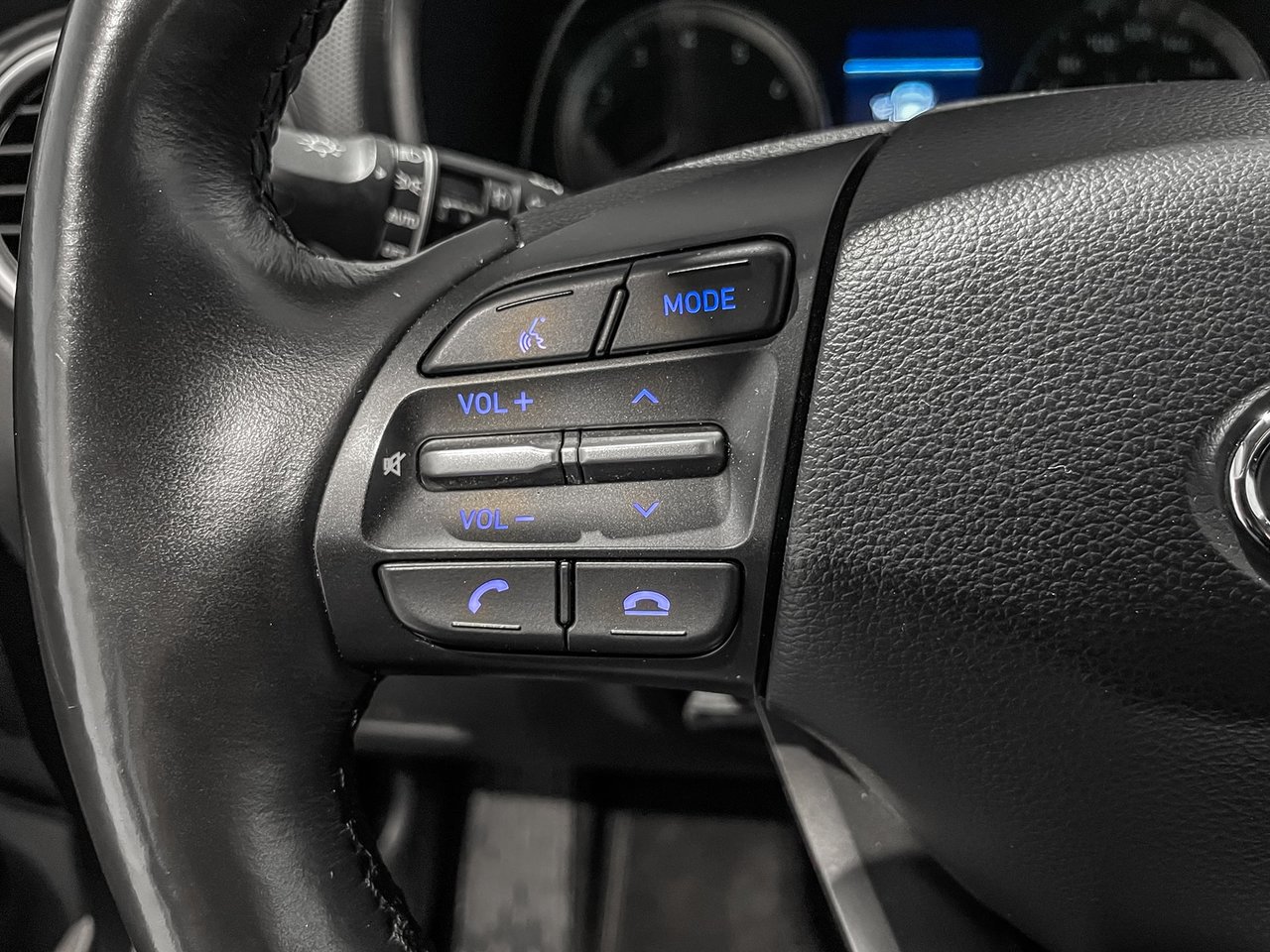 2021 Hyundai Kona Preferred AWD-12