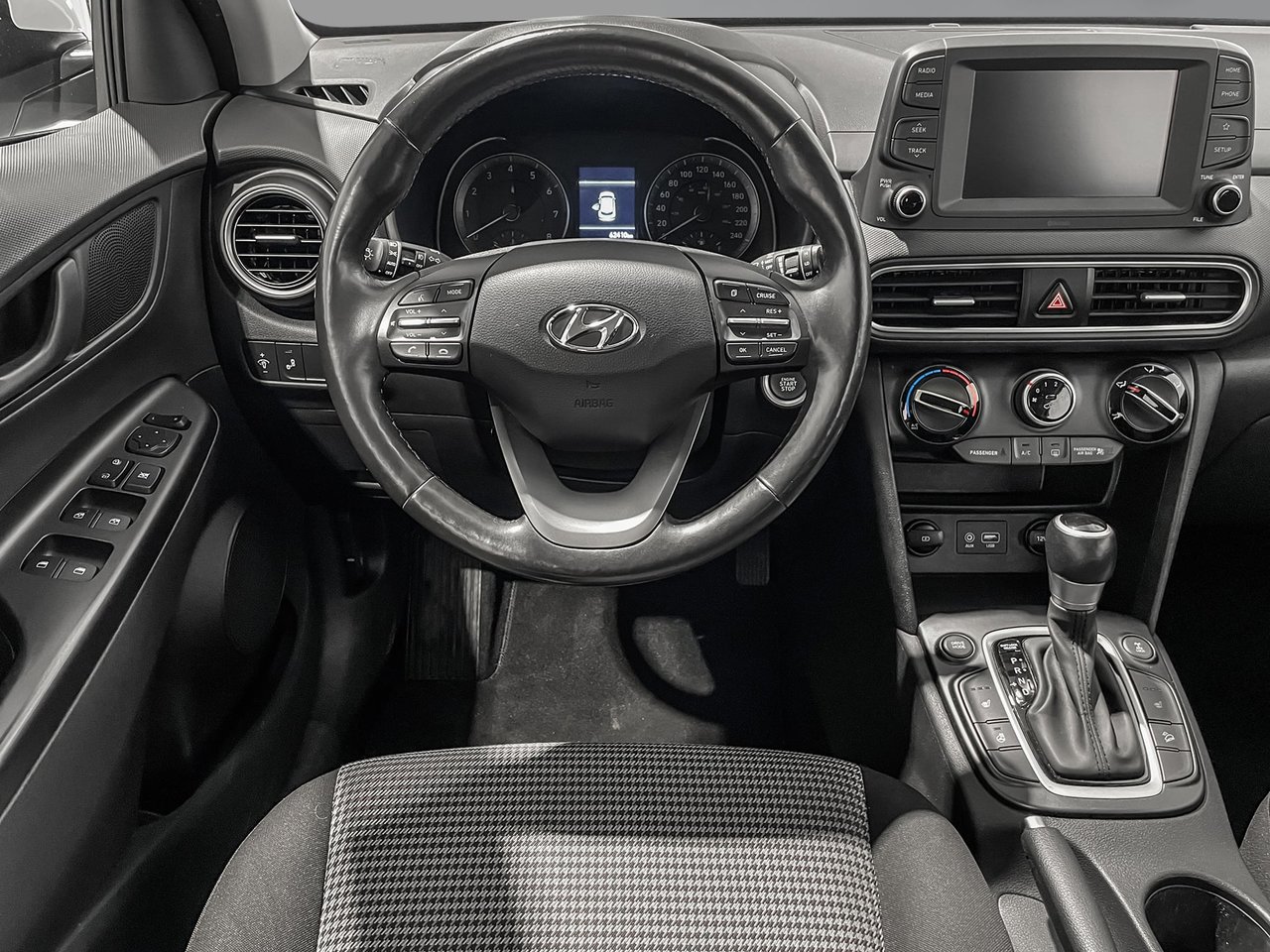 2021 Hyundai Kona Preferred AWD-8