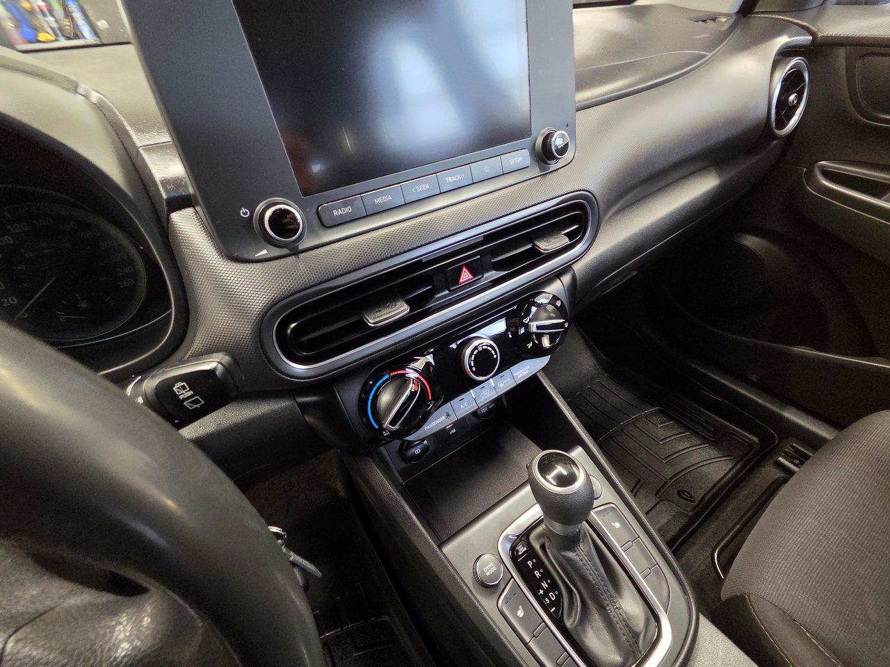 Hyundai Kona Essentiel 2022-15