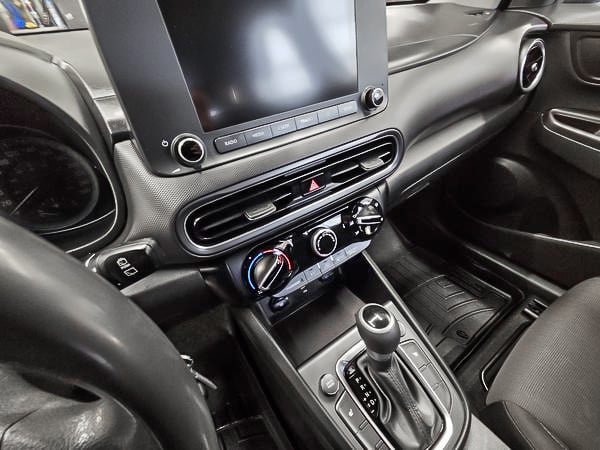 2022 Hyundai Kona Essentiel-17