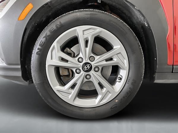 2022 Hyundai Kona Preferred AWD-6