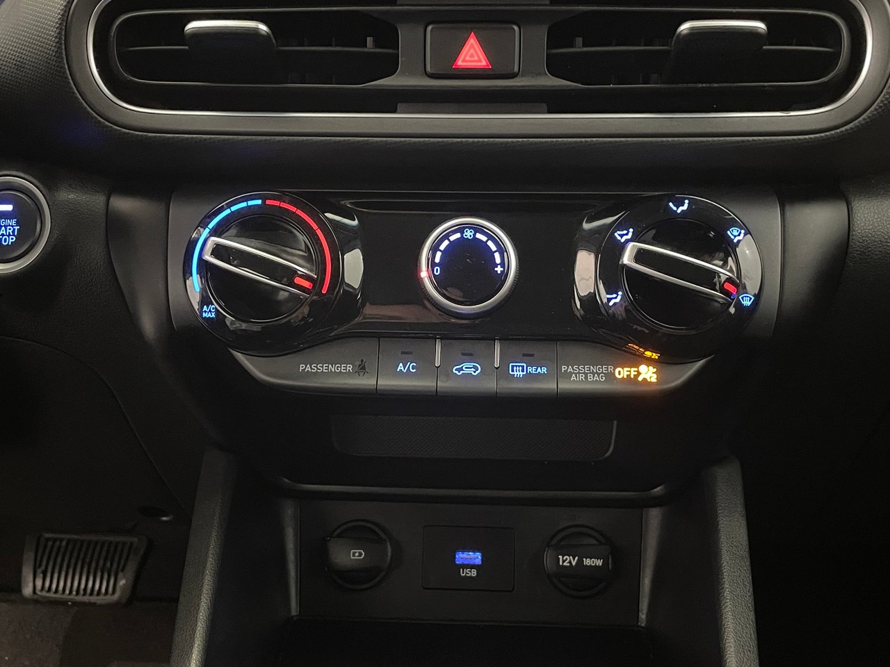 Hyundai Kona Preferred AWD 2022-19