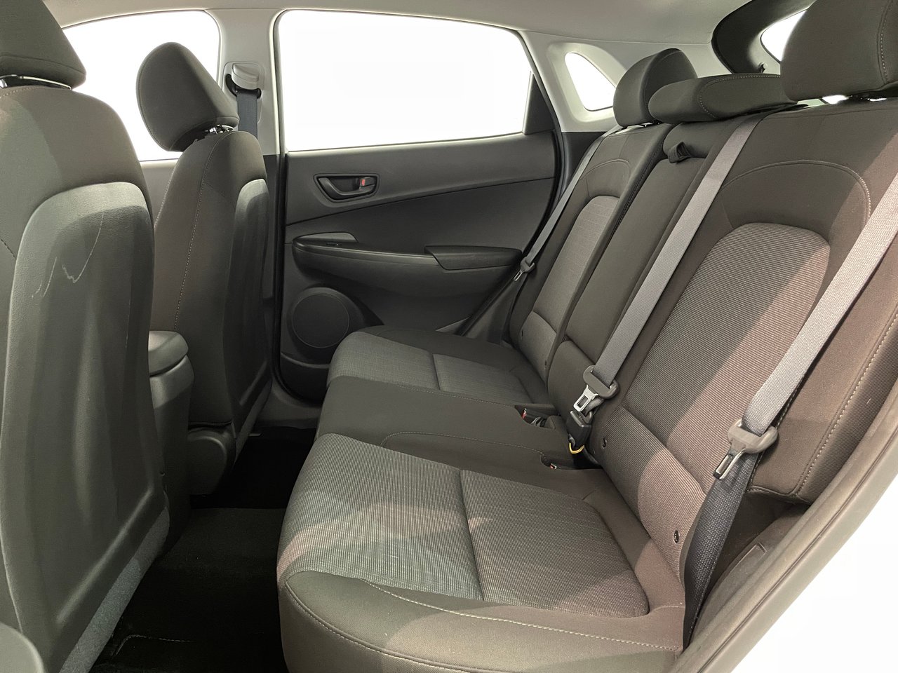 2022 Hyundai Kona Essential AWD-21
