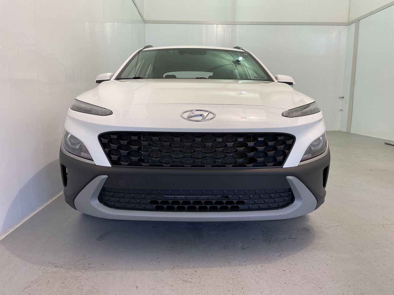 Hyundai Kona Essential AWD 2022-1