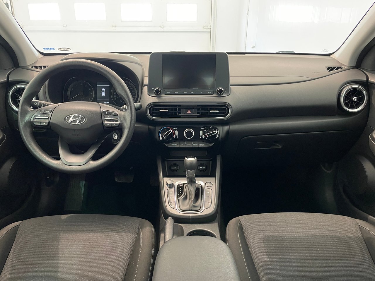Hyundai Kona Essential AWD 2022-7