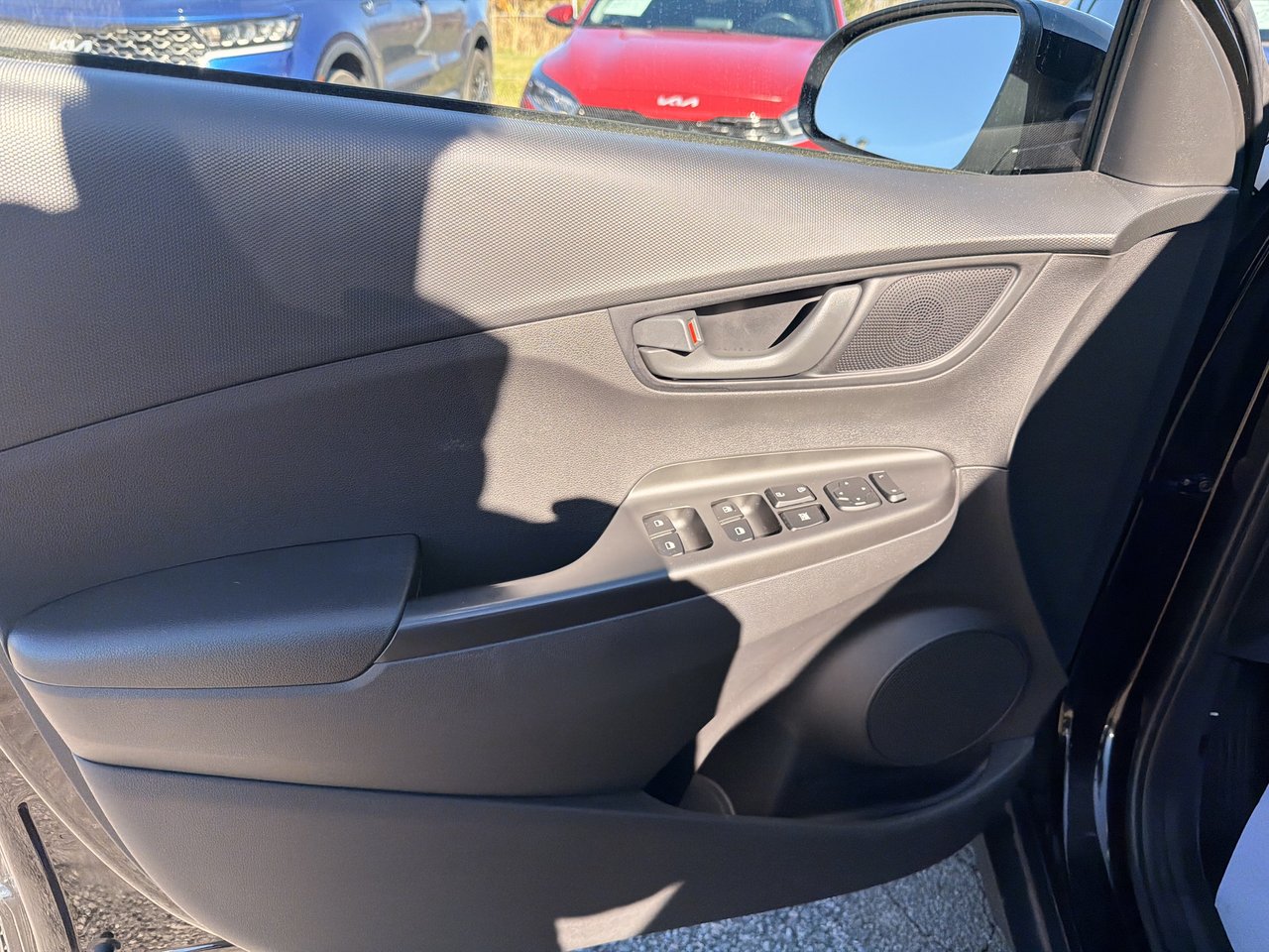 Hyundai Kona ESSENTIAL AWD 2023-10
