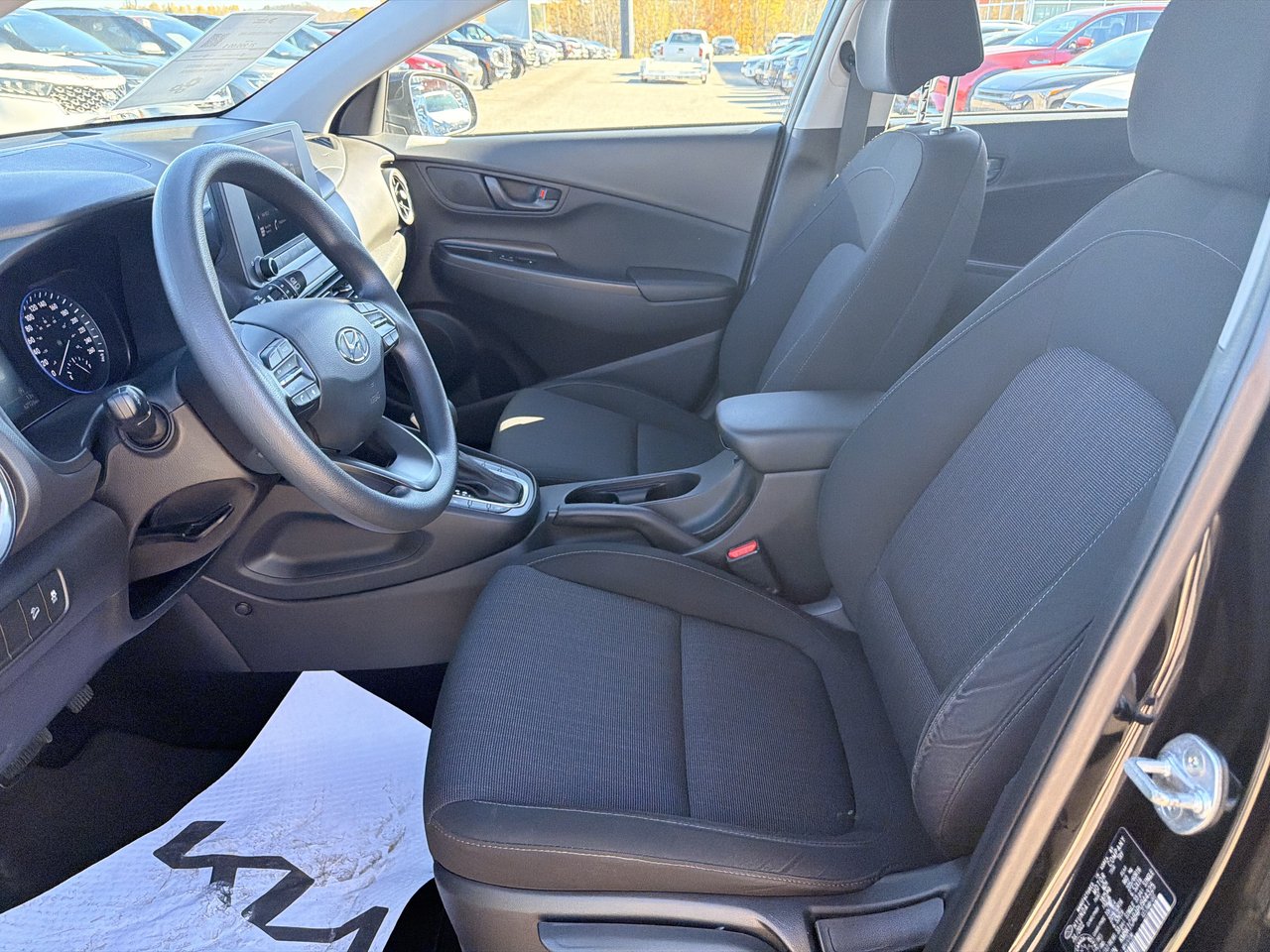 Hyundai Kona ESSENTIAL AWD 2023-12