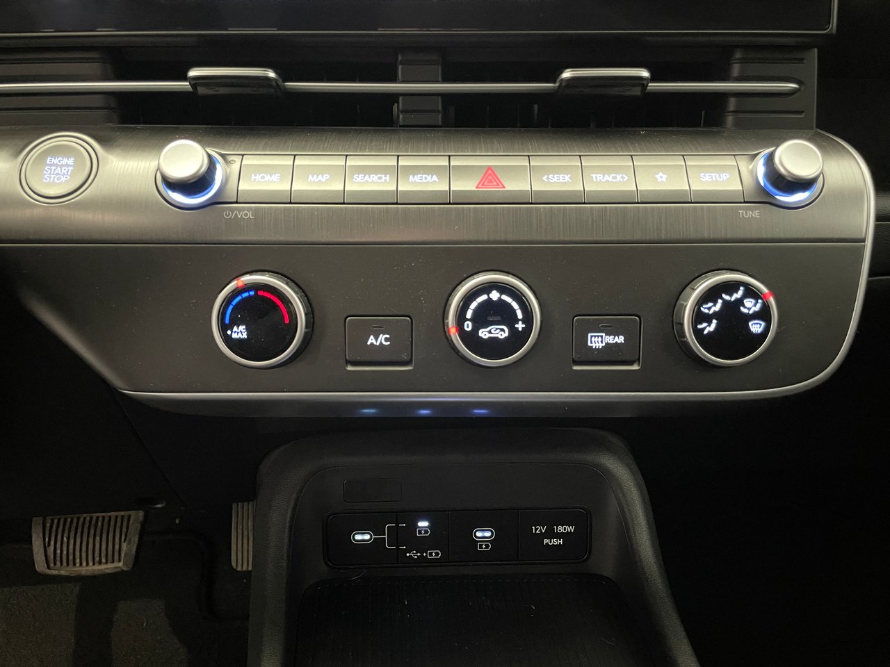 2024 Hyundai Kona Preferred AWD-20