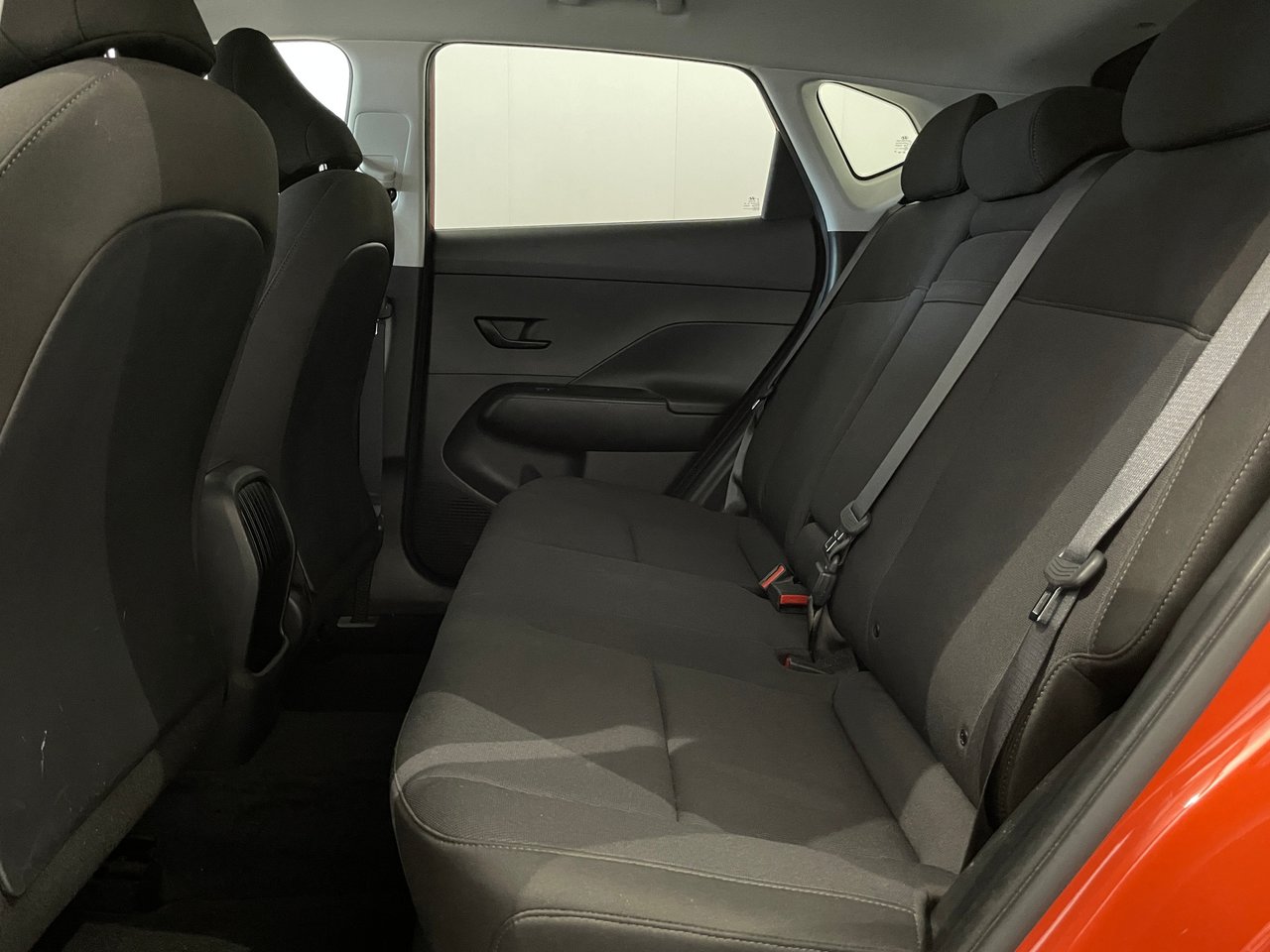 2024 Hyundai Kona Preferred AWD-23