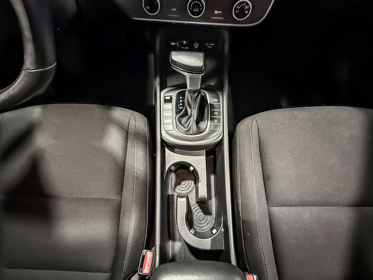 2024 Hyundai Kona Preferred-23