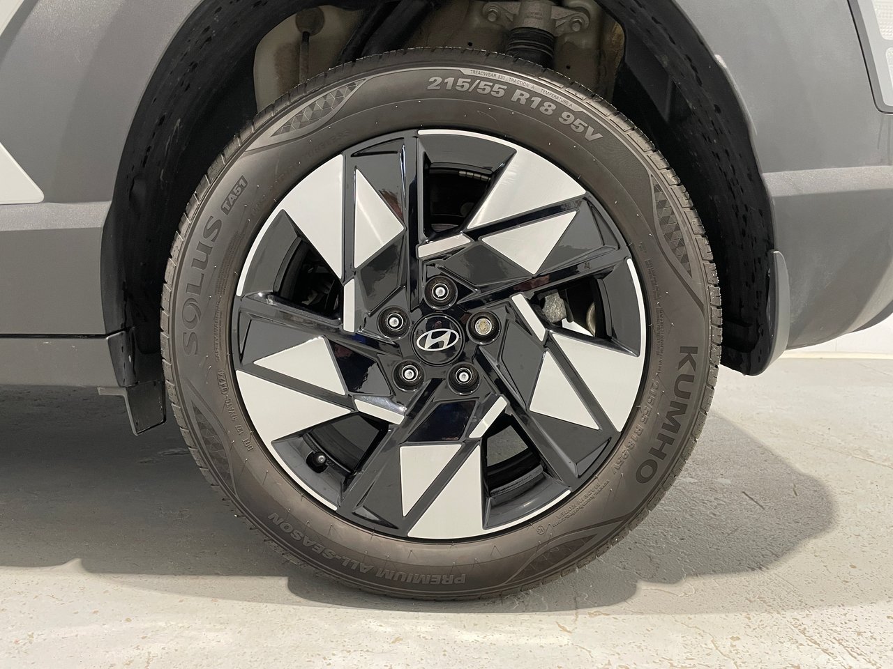 2024 Hyundai Kona Preferred AWD-6
