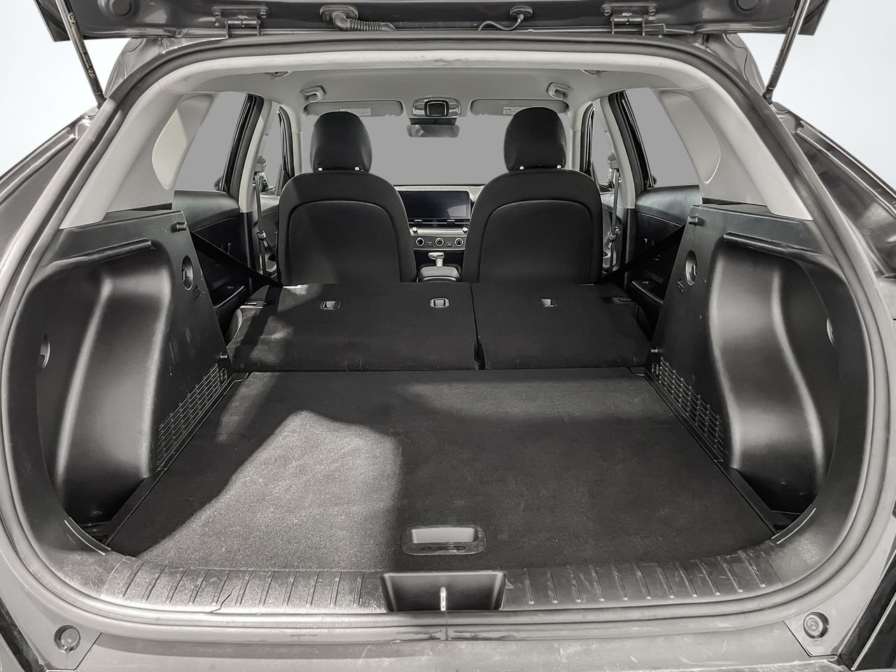 2024 Hyundai Kona Preferred AWD-25