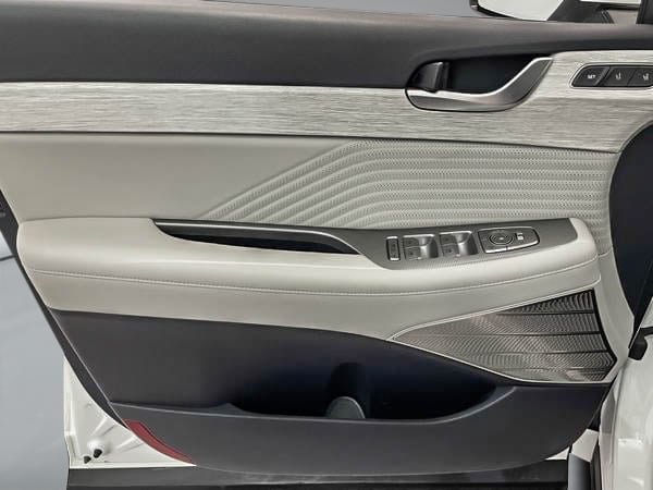 2024 Hyundai Palisade Ultimate Calligraphy AWD-9